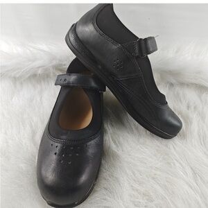 Drew Black Mary Jane Shoes,size 9 M